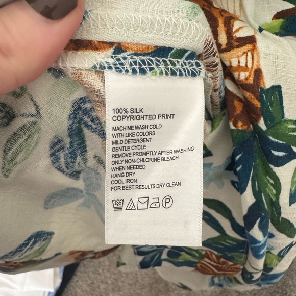 Tommy Bahama Tiki Tumble Silk Camp Shirt - Picture 6 of 7